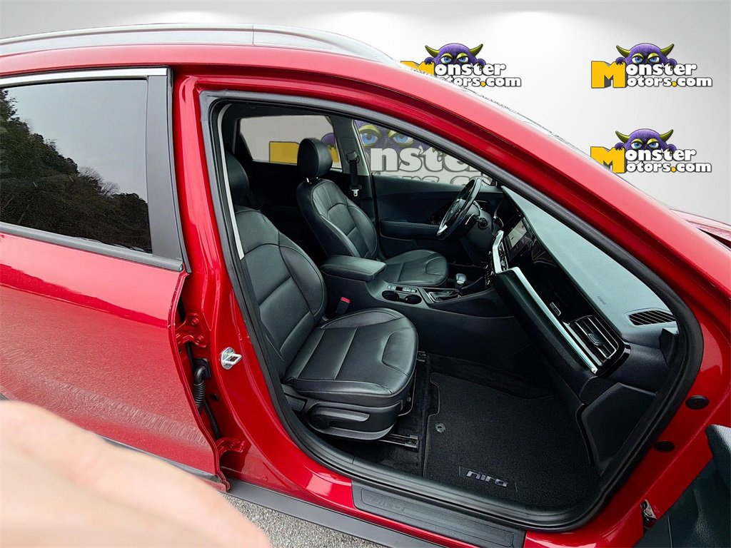 Used 2022 Kia Niro EX Premium image 32