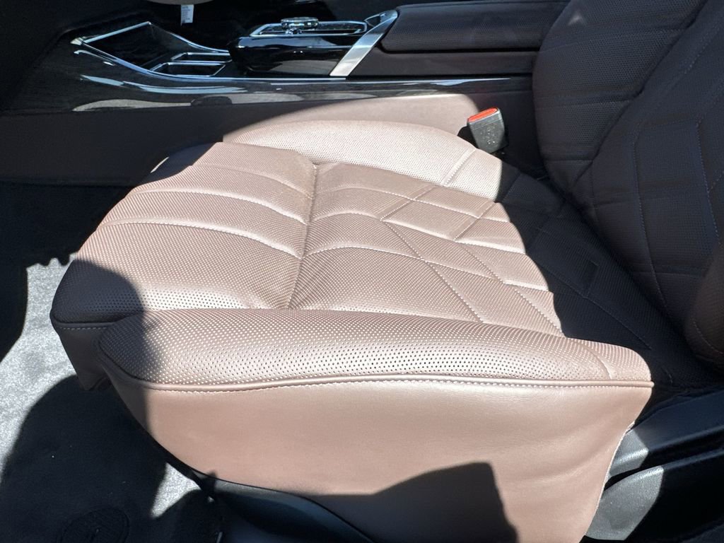 New 2026 BMW 760i xDrive AWD/4WD image 14