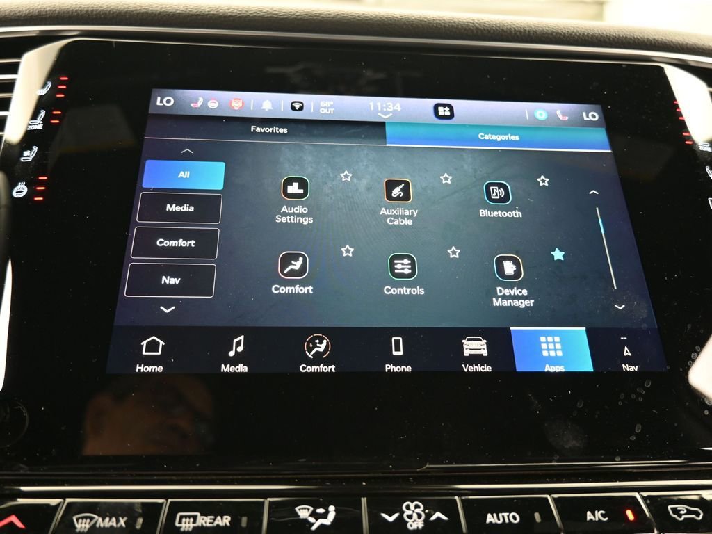 Used 2024 Jeep Wagoneer 2WD image 23