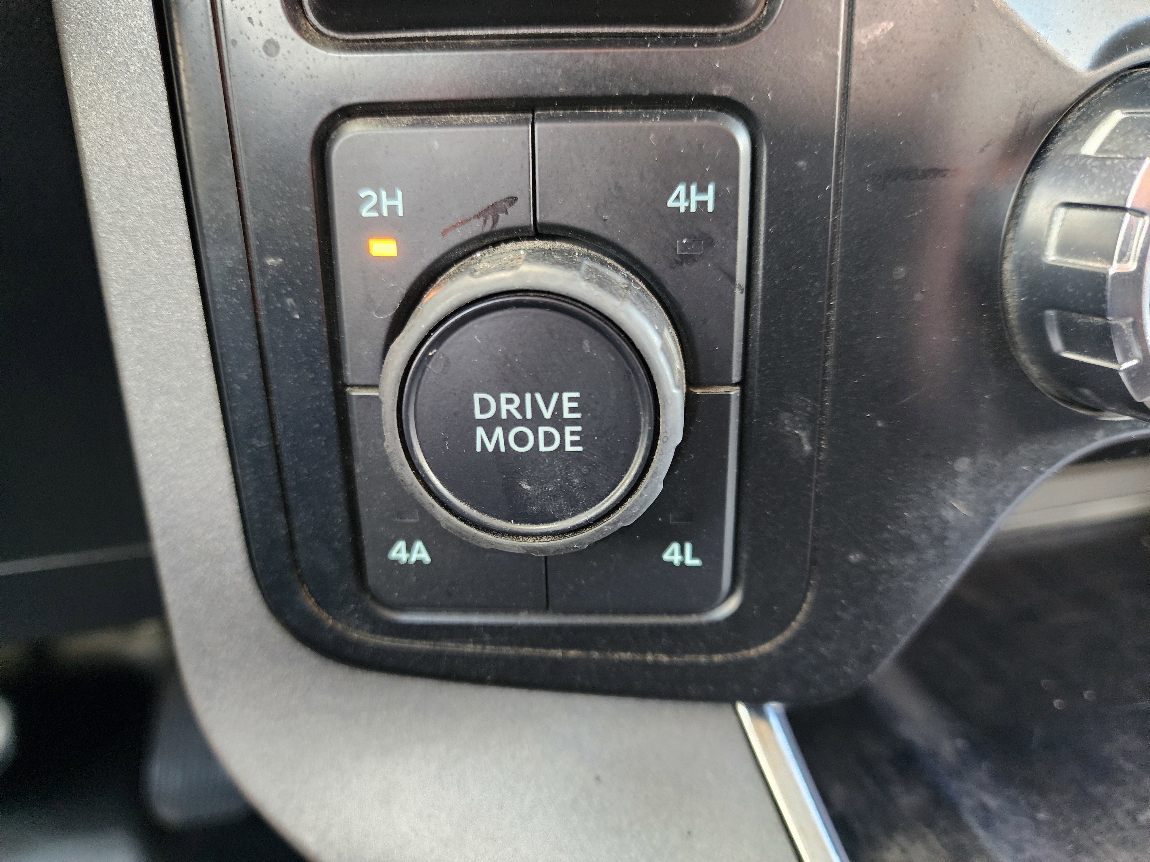 Used 2023 Ford F150 Lariat AWD/4WD image 30