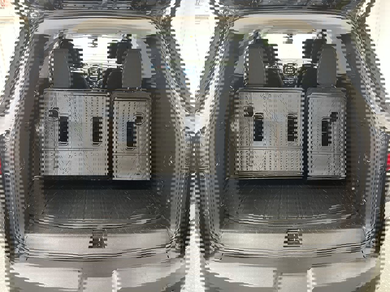 Used 2019 Chevrolet Traverse LT w/ LPO, Blackout Package image 29