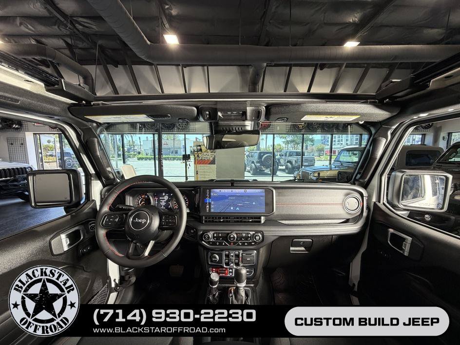 Used 2024 Jeep Wrangler Unlimited Rubicon w/ Technology Group AWD/4WD image 26