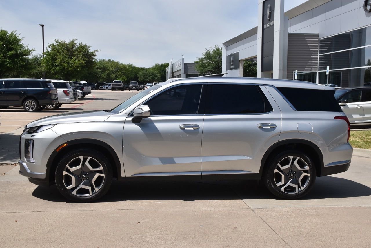 Used 2024 Hyundai Palisade SEL w/ Premium Package image 12