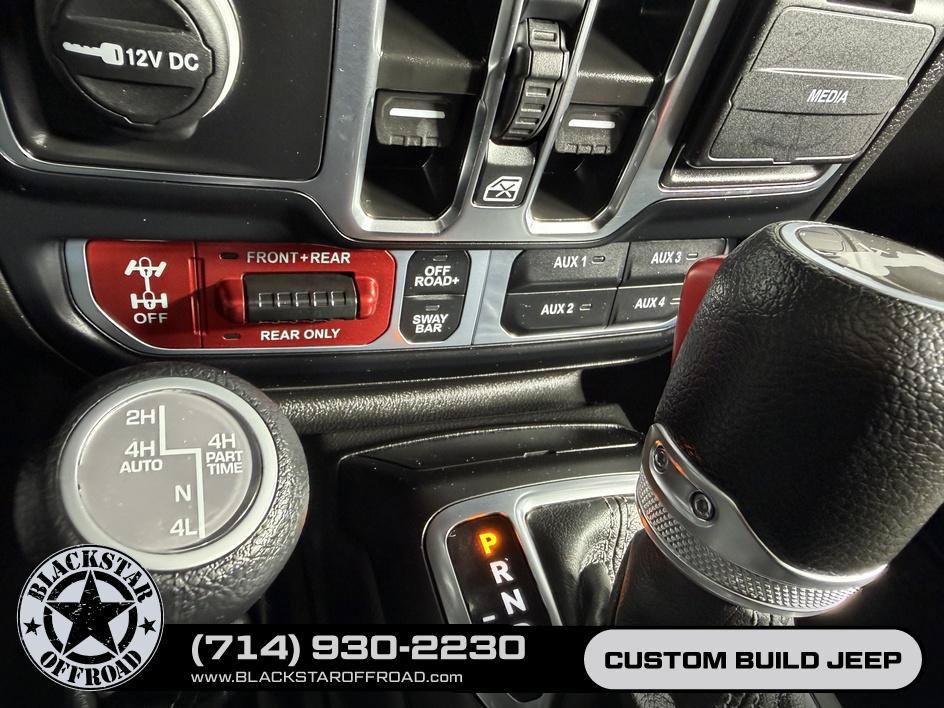 Used 2024 Jeep Wrangler Unlimited Rubicon 4xe AWD/4WD image 25