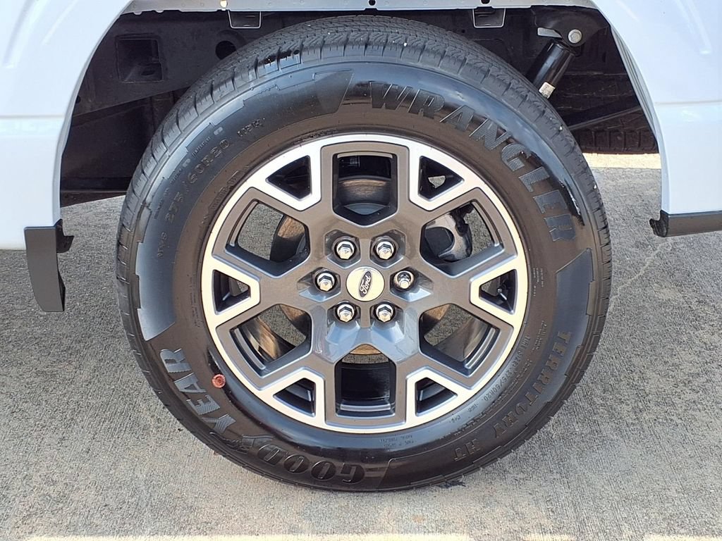 Used 2025 Ford F150 STX w/ Equipment Group 200A RWD image 30