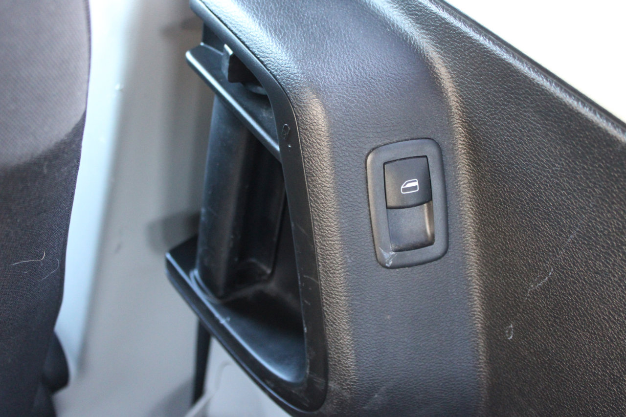 Used 2019 Dodge Grand Caravan SE image 34