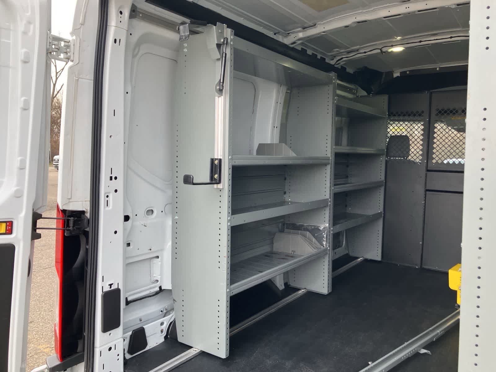 Used 2017 Ford Transit 150 130 Medium Roof image 38