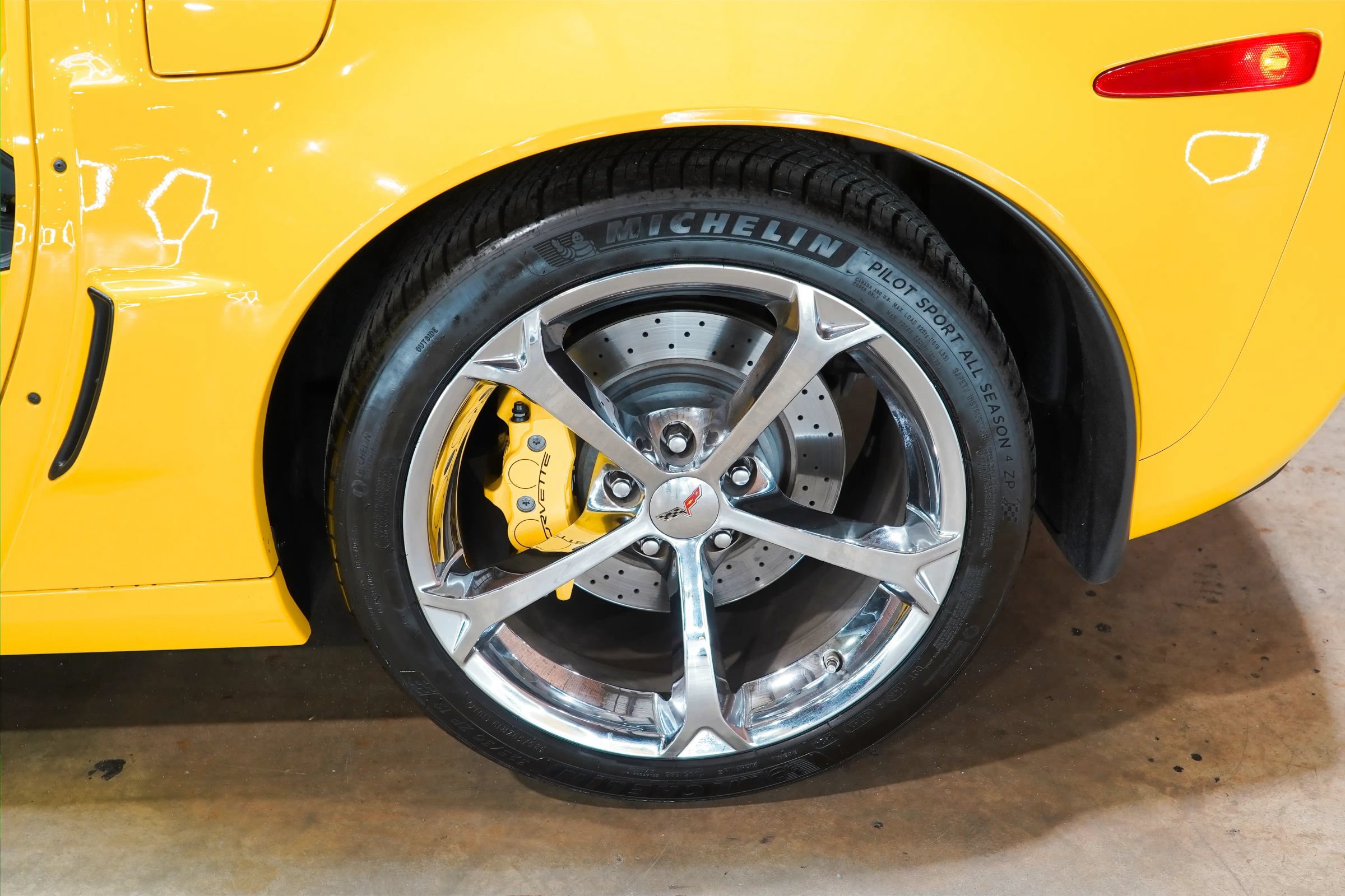 Used 2013 Chevrolet Corvette Grand Sport w/ 3LT Preferred Equipment Group RWD image 51