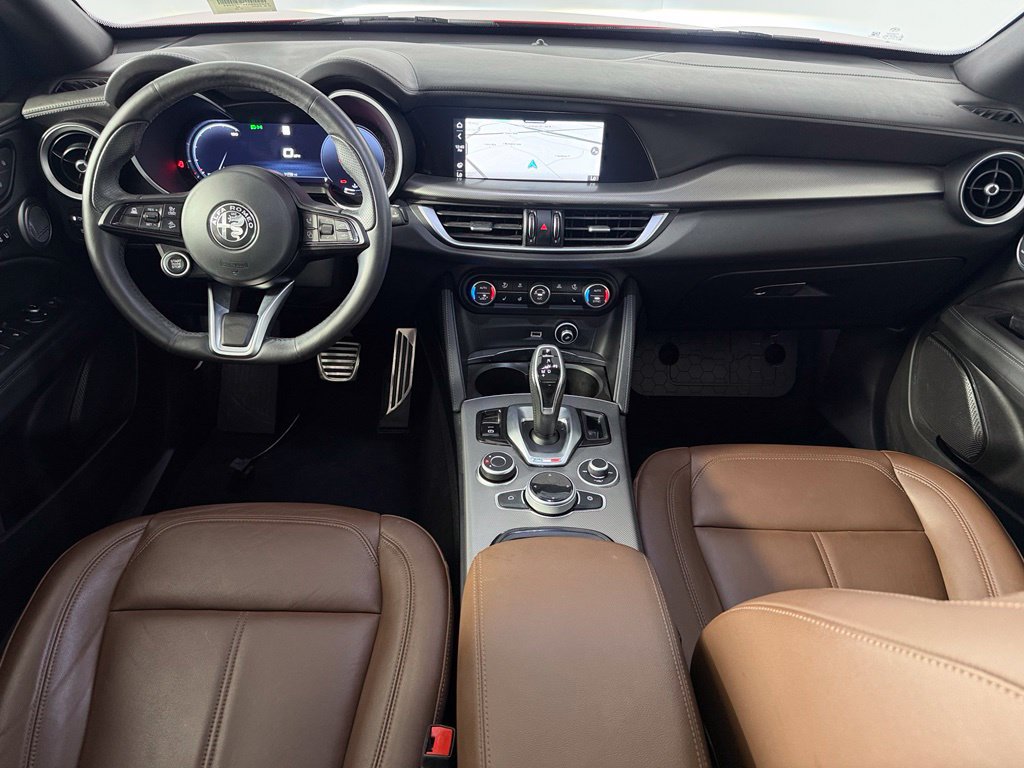 Used 2024 Alfa Romeo Stelvio Ti AWD/4WD image 13