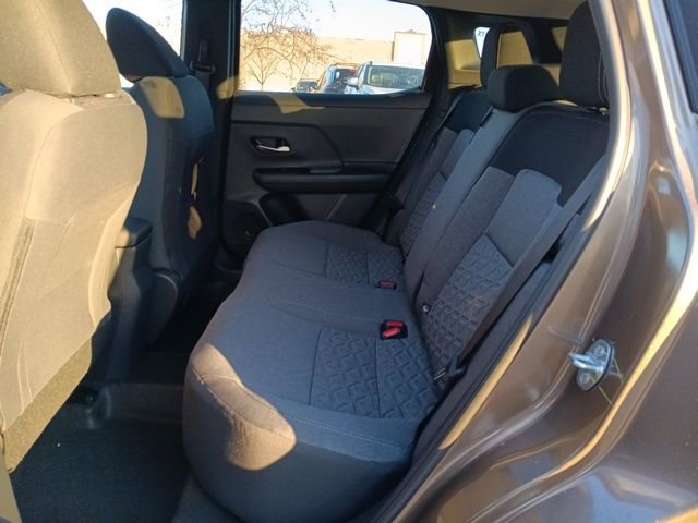 New 2026 Nissan Kicks SV w/ SV Premium Package image 29