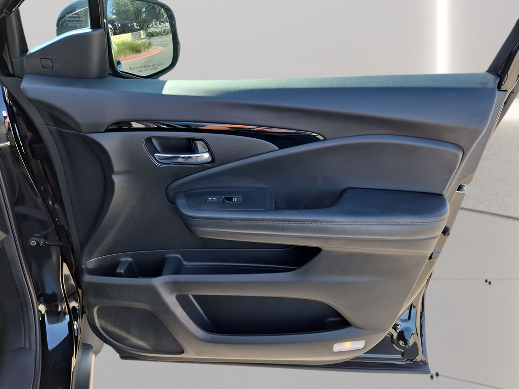 Used 2022 Honda Pilot Touring image 38