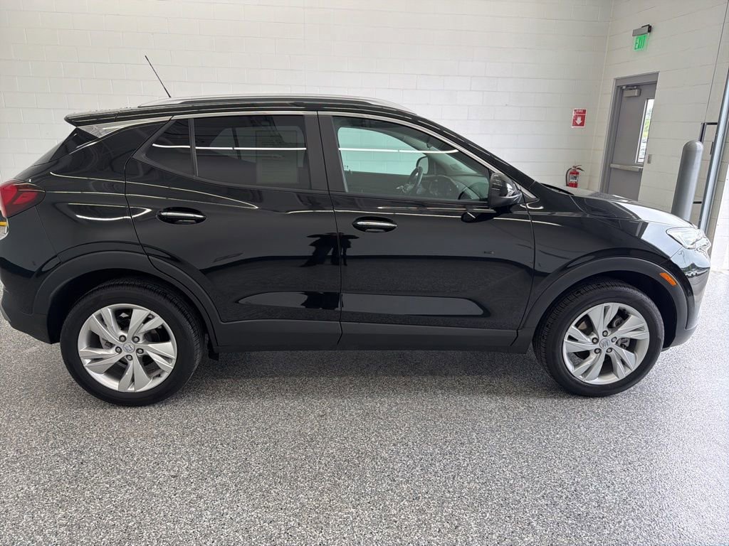 Used 2025 Buick Encore GX Preferred w/ Comfort Package AWD/4WD image 35