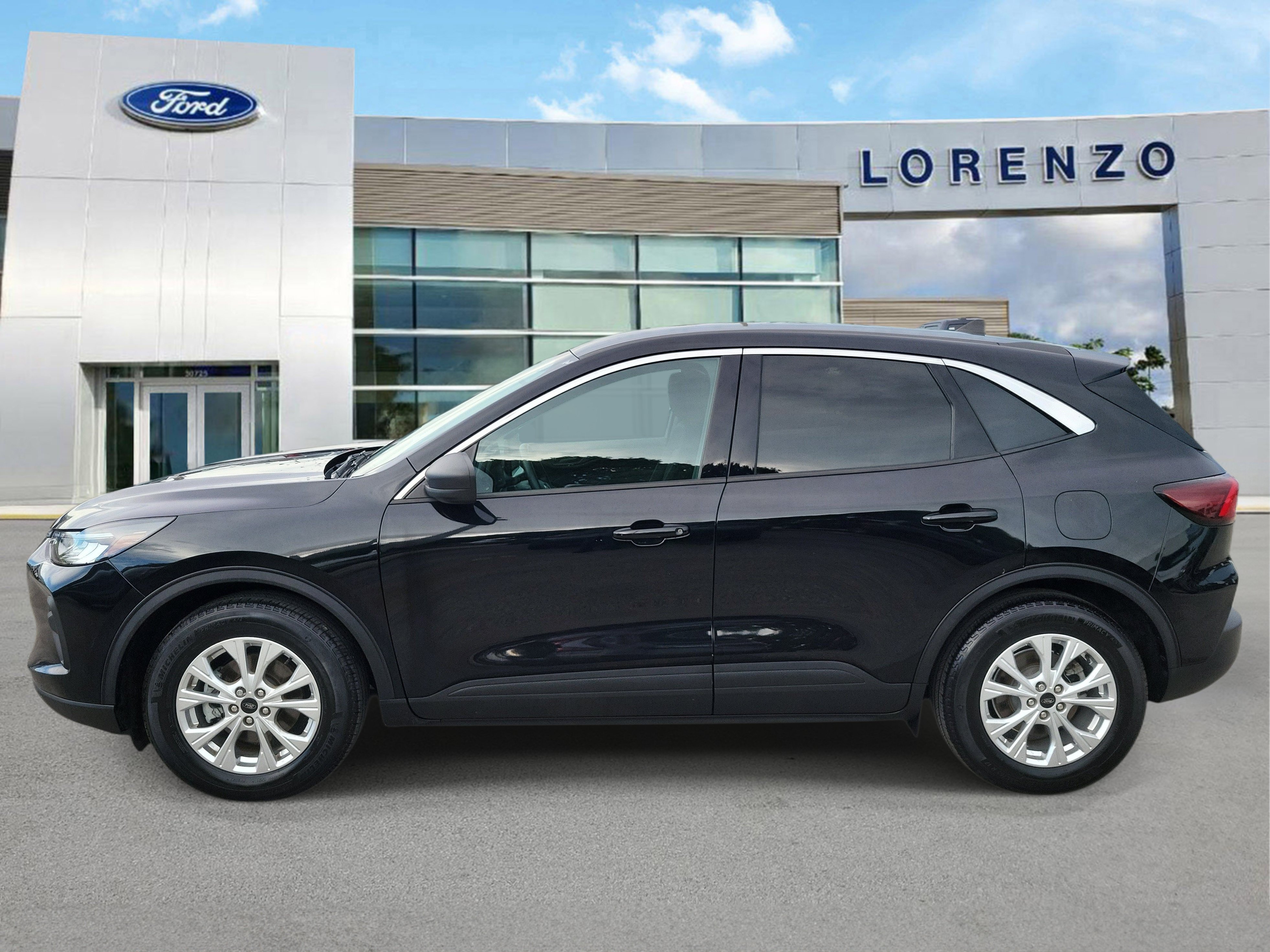 Certified 2024 Ford Escape Active w/ Tech Pack #1 FWD image 8