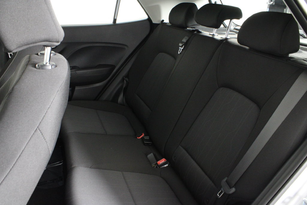 Certified 2026 Hyundai Venue SE FWD image 21