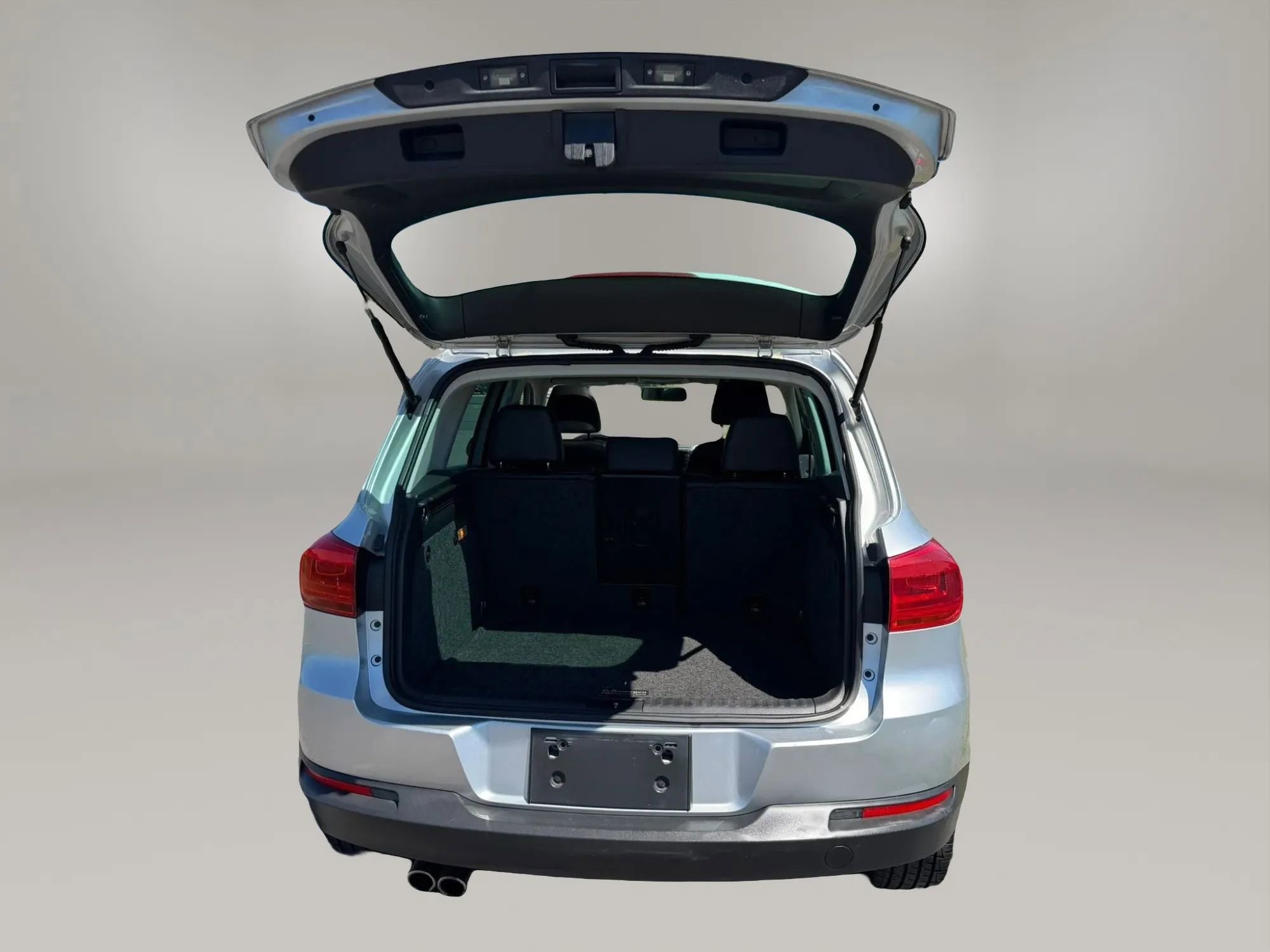 Used 2013 Volkswagen Tiguan SE FWD image 9