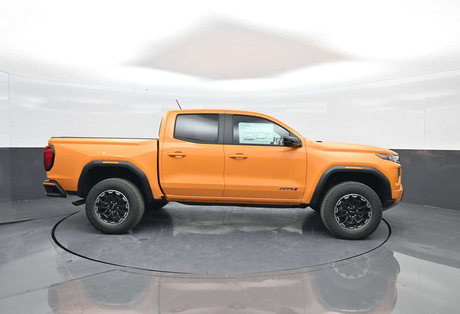 New 2026 GMC Canyon AT4 image 9