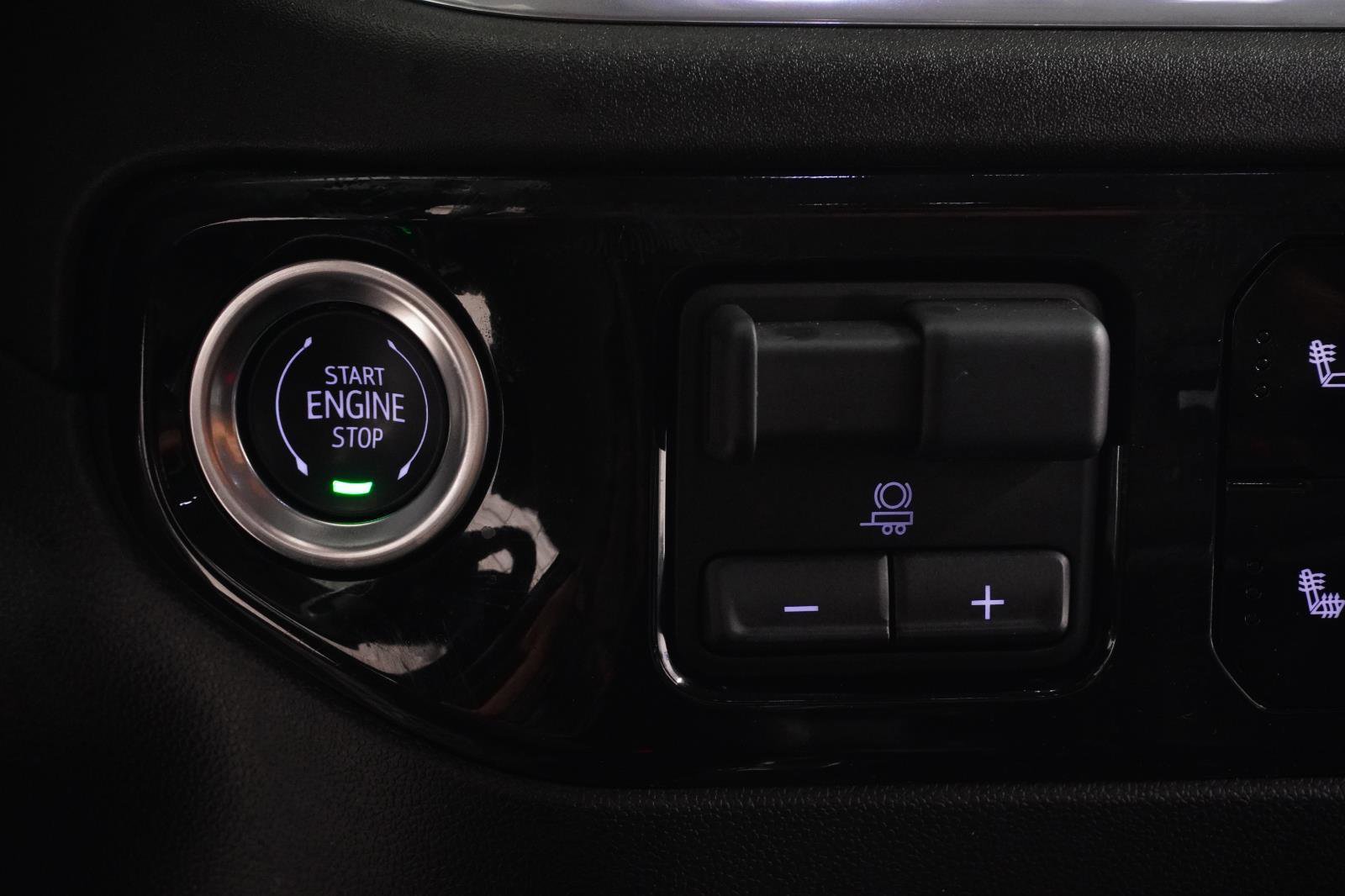 Used 2025 Chevrolet Silverado 1500 RST w/ Texas Edition Plus image 26