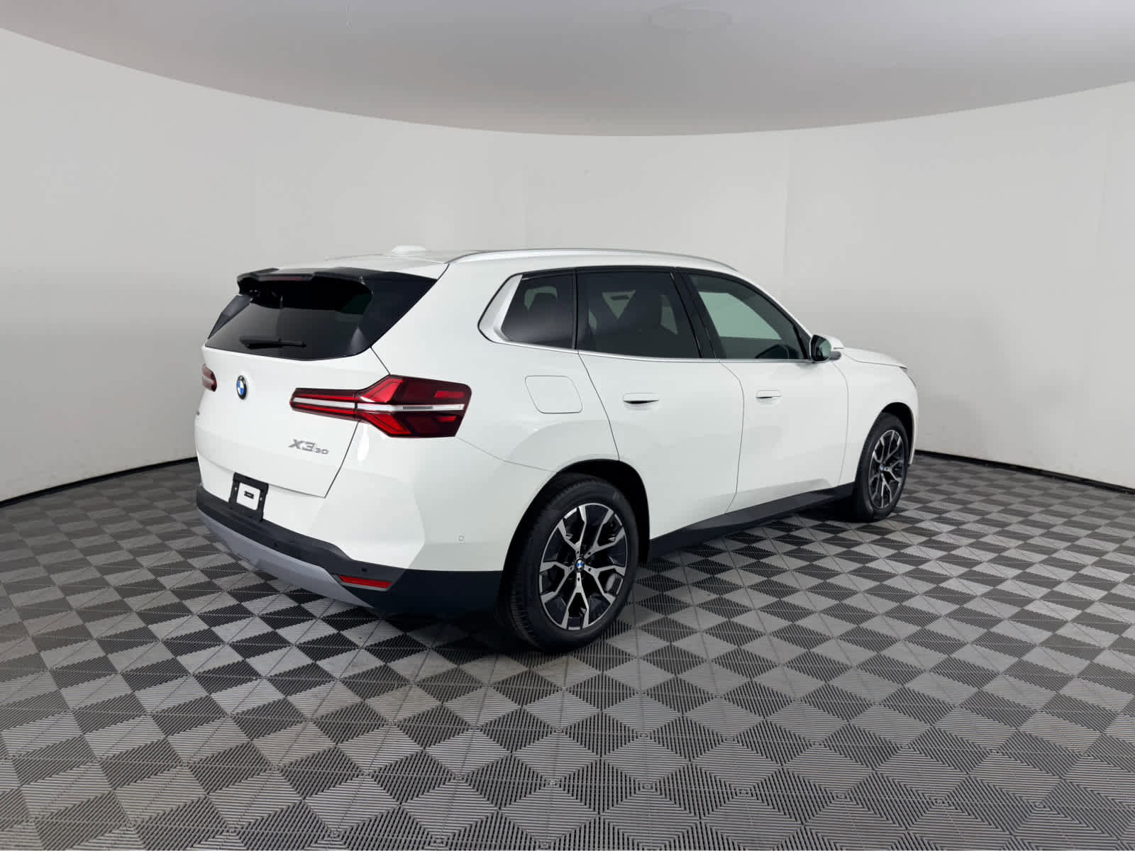 New 2026 BMW X3 xDrive30 w/ Premium Package AWD/4WD image 3
