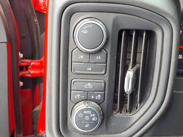 Used 2020 Chevrolet Silverado 2500 Custom w/ Custom Value Package image 21