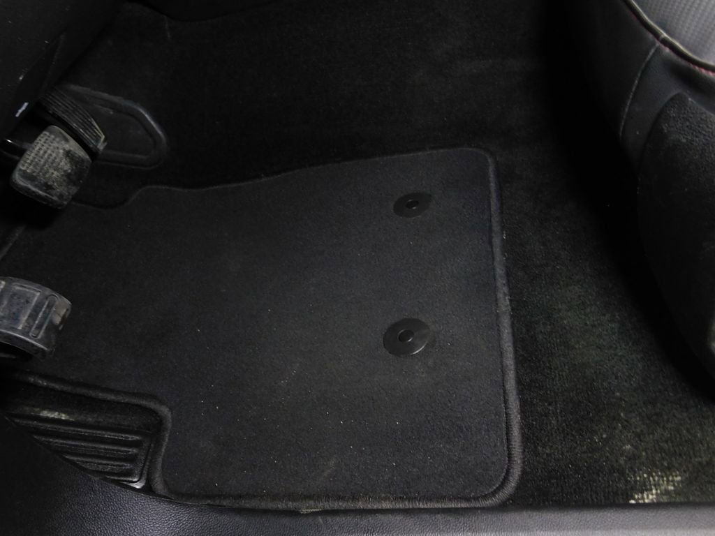 Used 2016 GMC Canyon SLE w/ All Terrain Package image 35