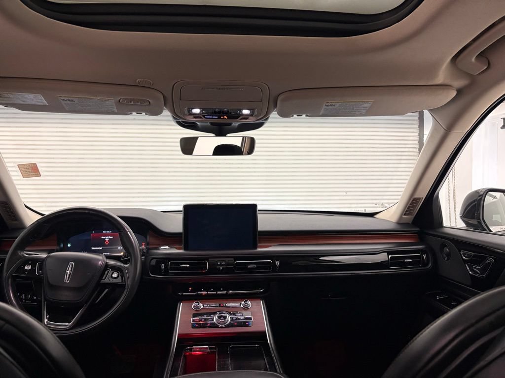 Used 2023 Lincoln Aviator Reserve RWD image 37