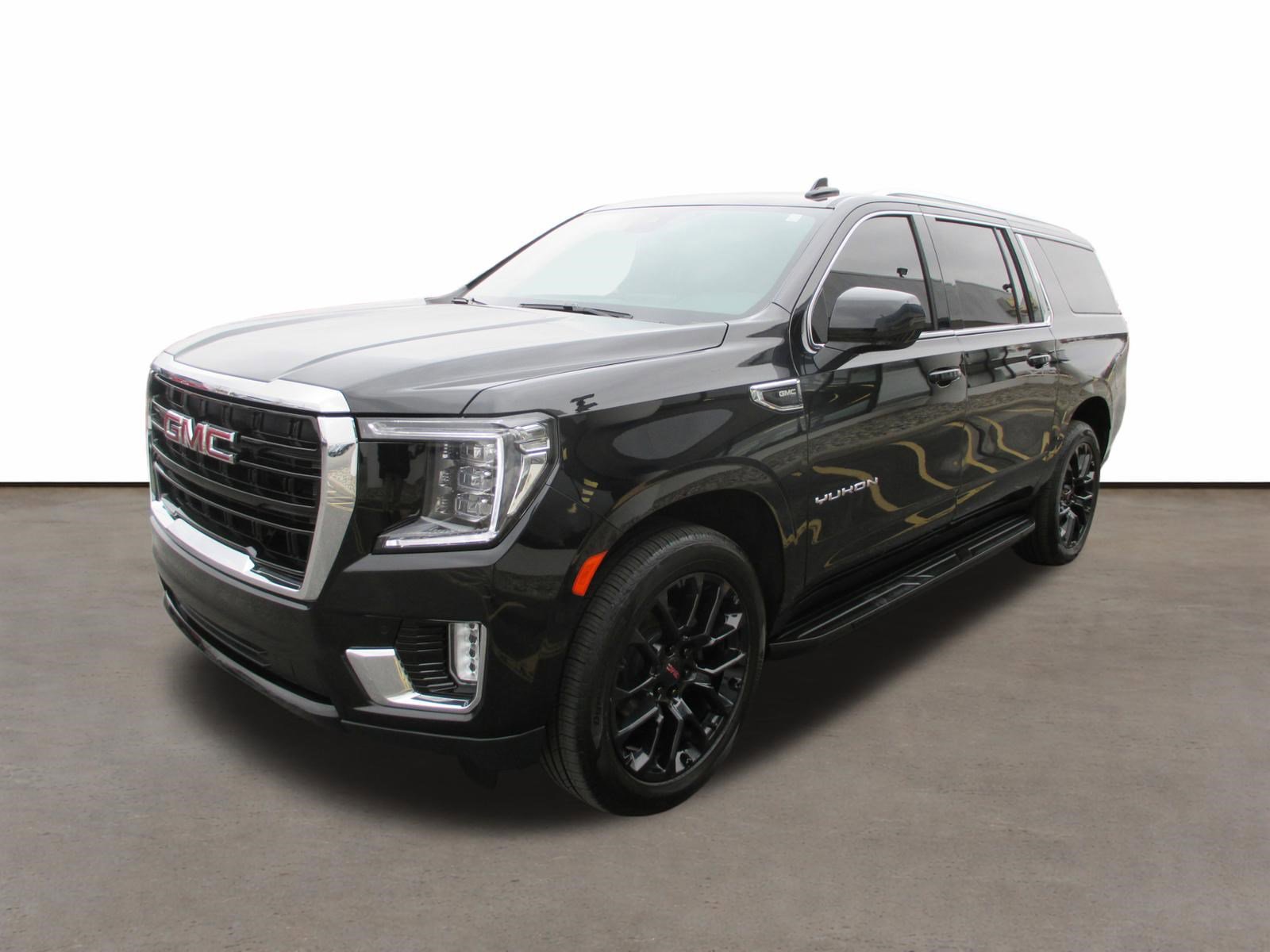 Used 2023 GMC Yukon XL SLE w/ Max Trailering Package image 7