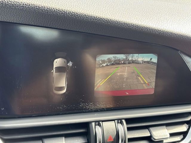 Used 2017 Alfa Romeo Giulia Ti w/ TI 19" Sport Package image 13