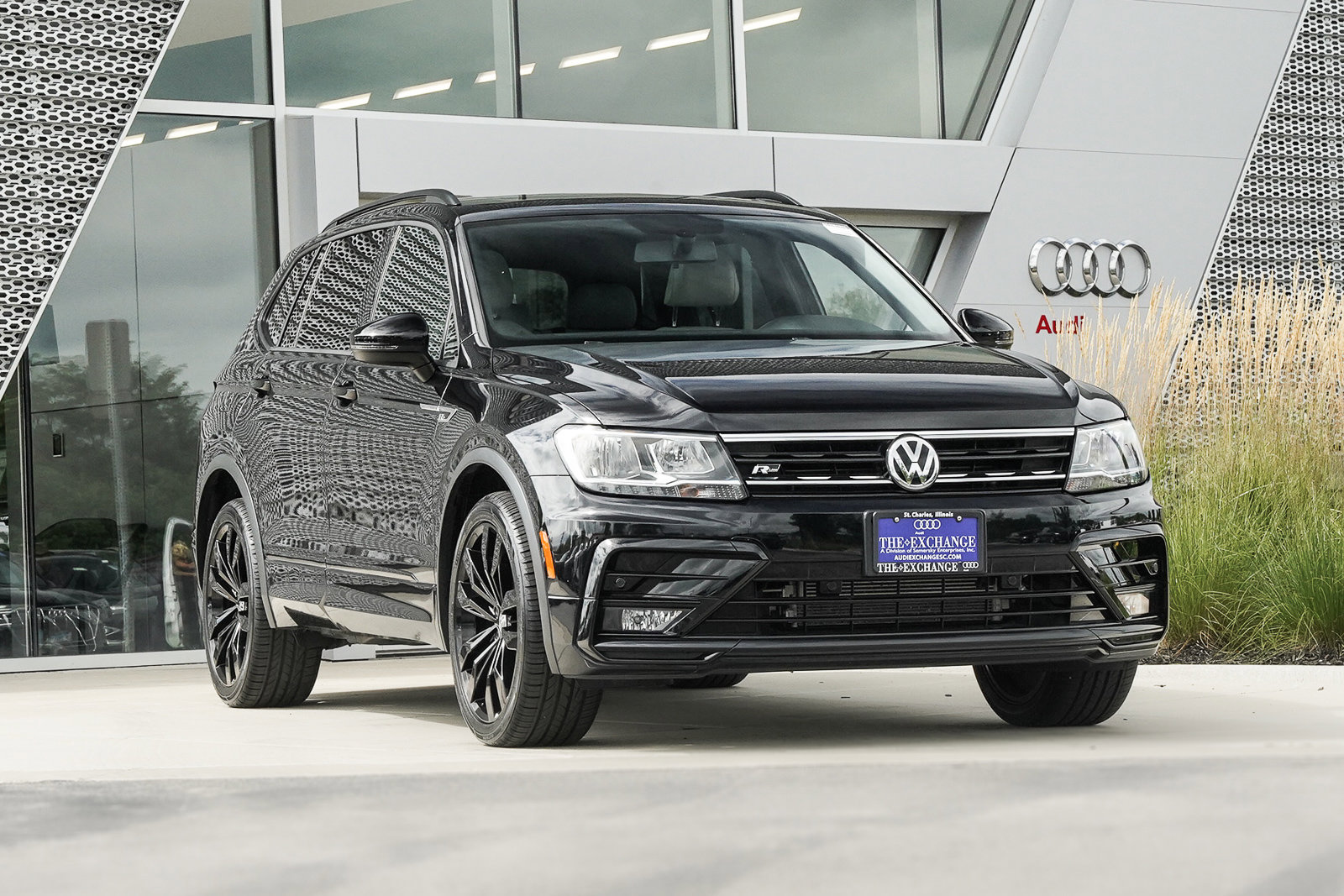Used 2020 Volkswagen Tiguan SE R-Line w/ 3rd Row Seat Package