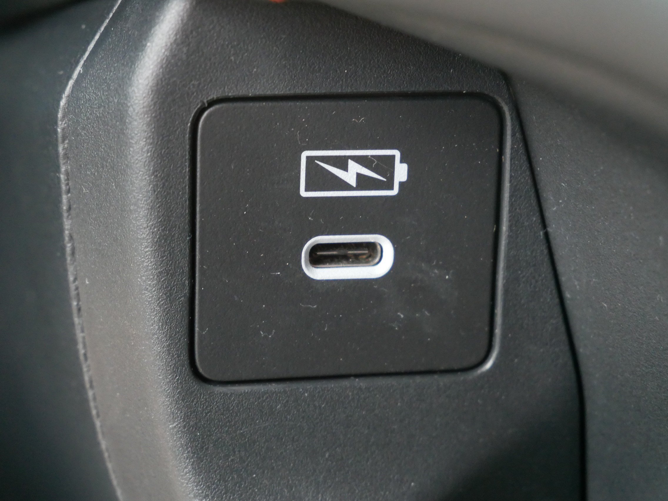 Certified 2024 Honda HR-V Sport image 33