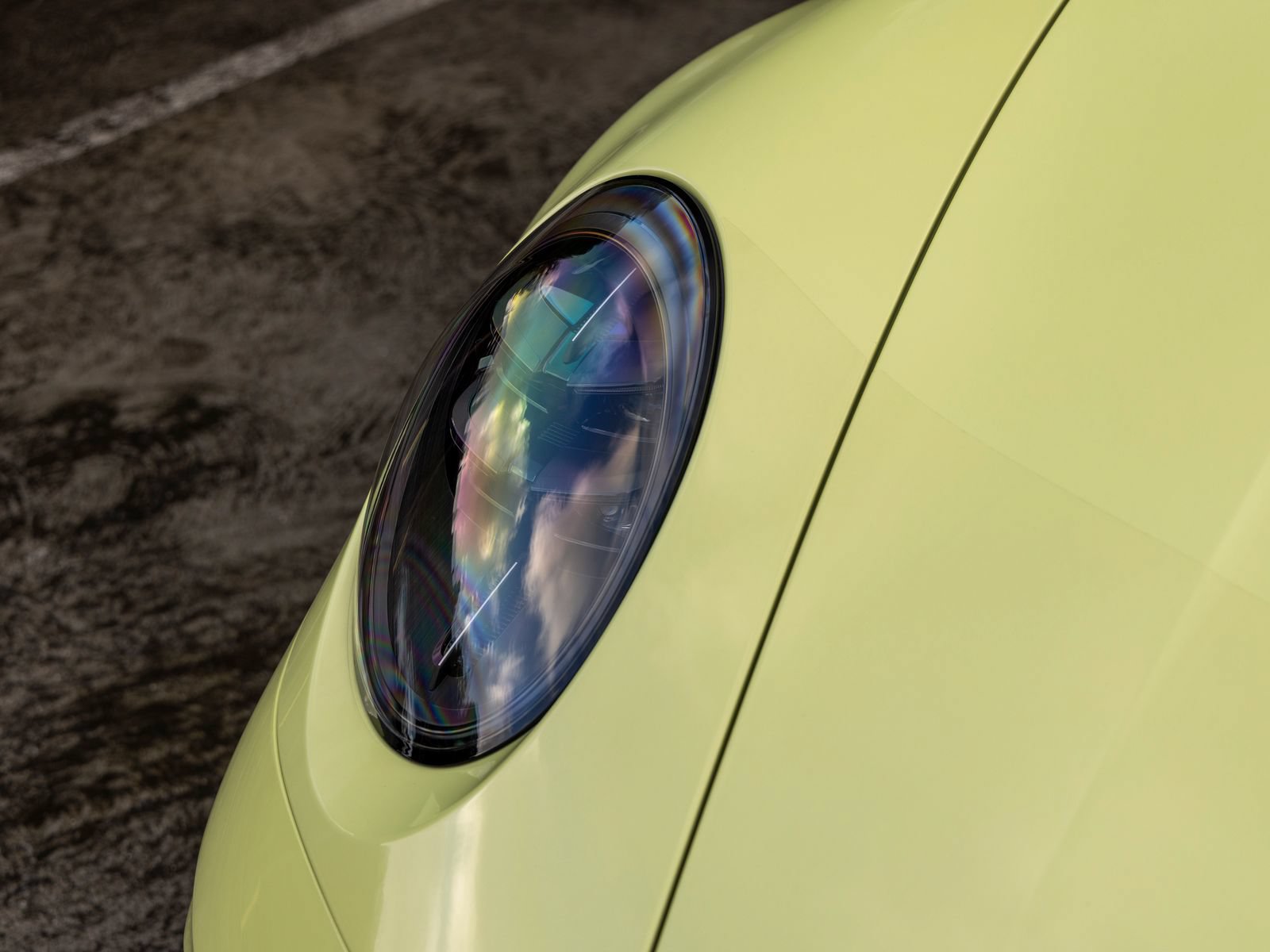 Certified 2025 Porsche 911 Carrera 4 GTS AWD/4WD image 13