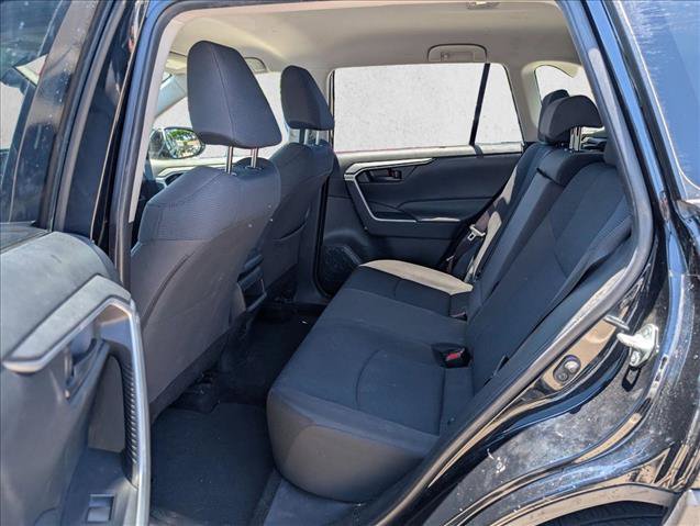 Used 2020 Toyota RAV4 LE w/ Carpet Mat Package FWD image 16