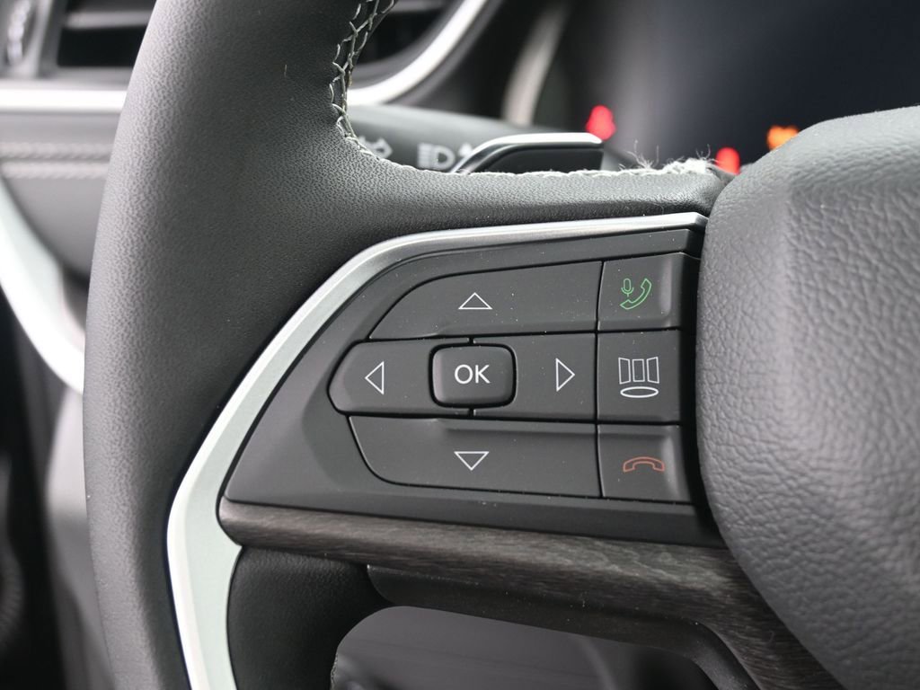 New 2025 Jeep Grand Cherokee Limited w/ Luxury Tech Group II image 31