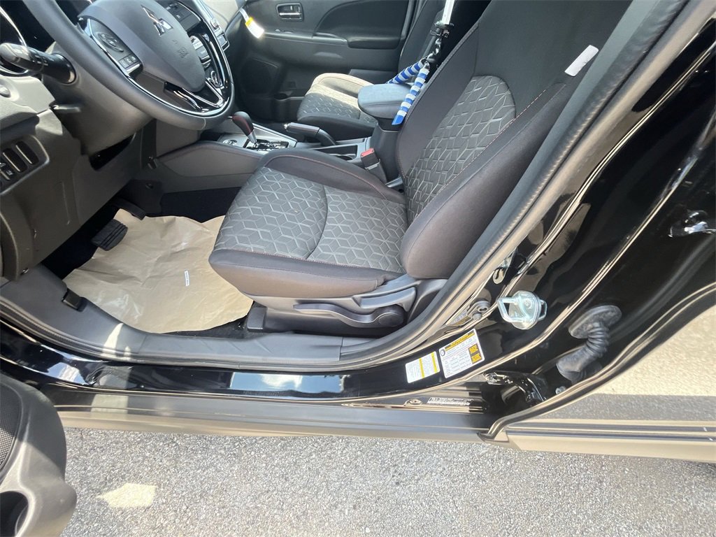 New 2025 Mitsubishi Outlander Sport AWD image 12