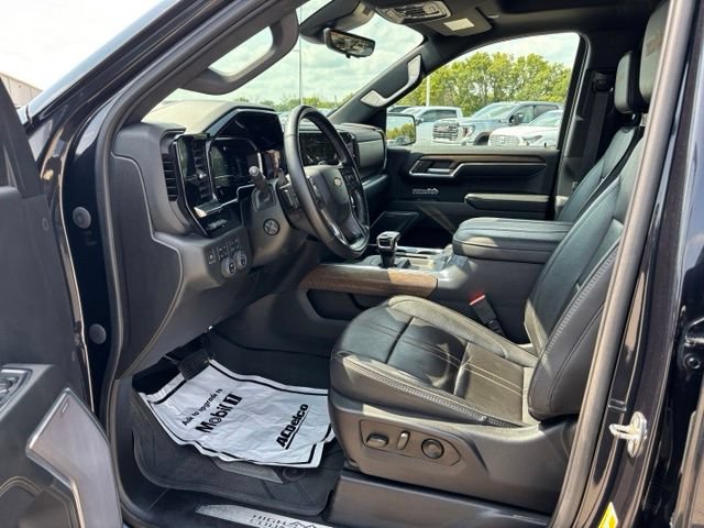 Certified 2023 Chevrolet Silverado 1500 High Country w/ High Country Premium Package AWD/4WD image 10