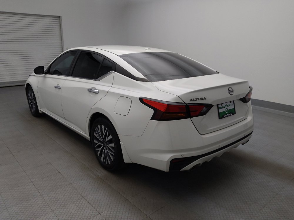 Used 2024 Nissan Altima 2.5 SV w/ SV Premium Package FWD image 5