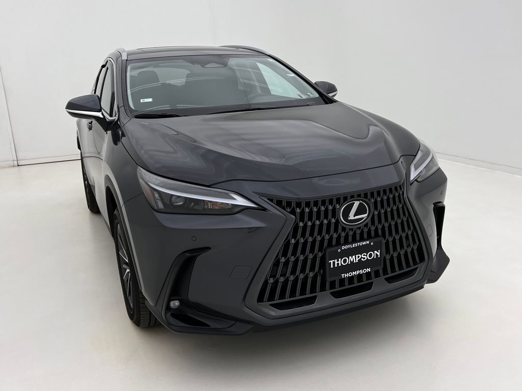 Used 2025 Lexus NX 350 AWD w/ Accessory Package (2T) image 3