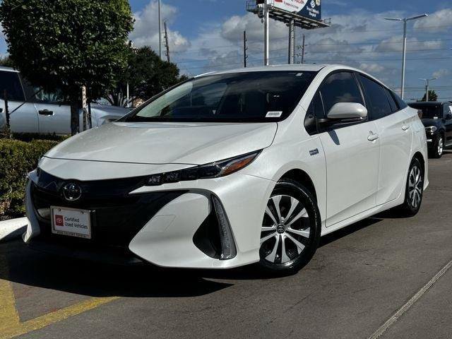 Certified 2022 Toyota Prius Prime XLE FWD image 2