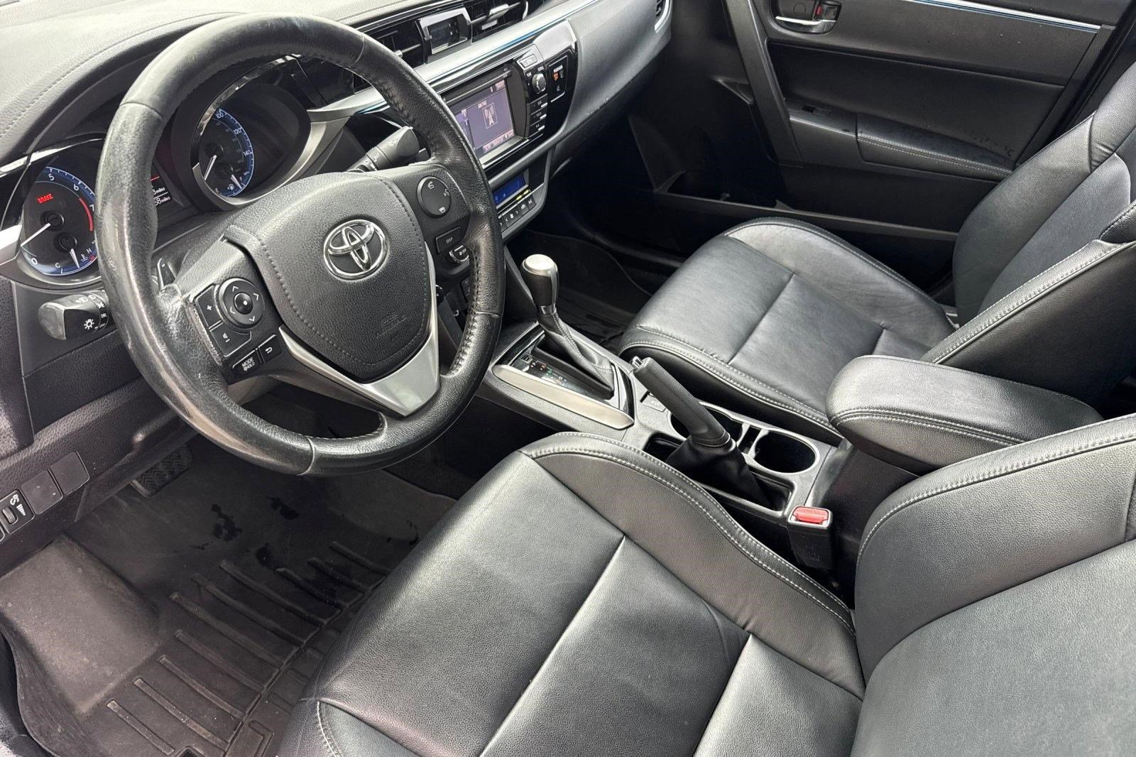 Used 2014 Toyota Corolla S Premium image 4
