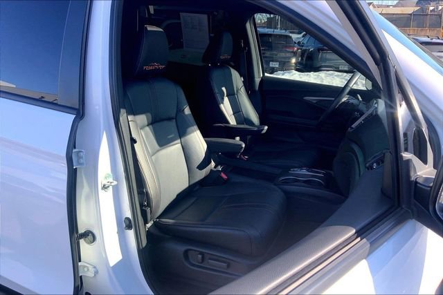 Used 2023 Honda Passport TrailSport image 7
