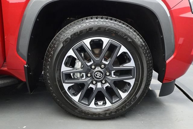 Used 2026 Toyota Sequoia Limited AWD/4WD image 18