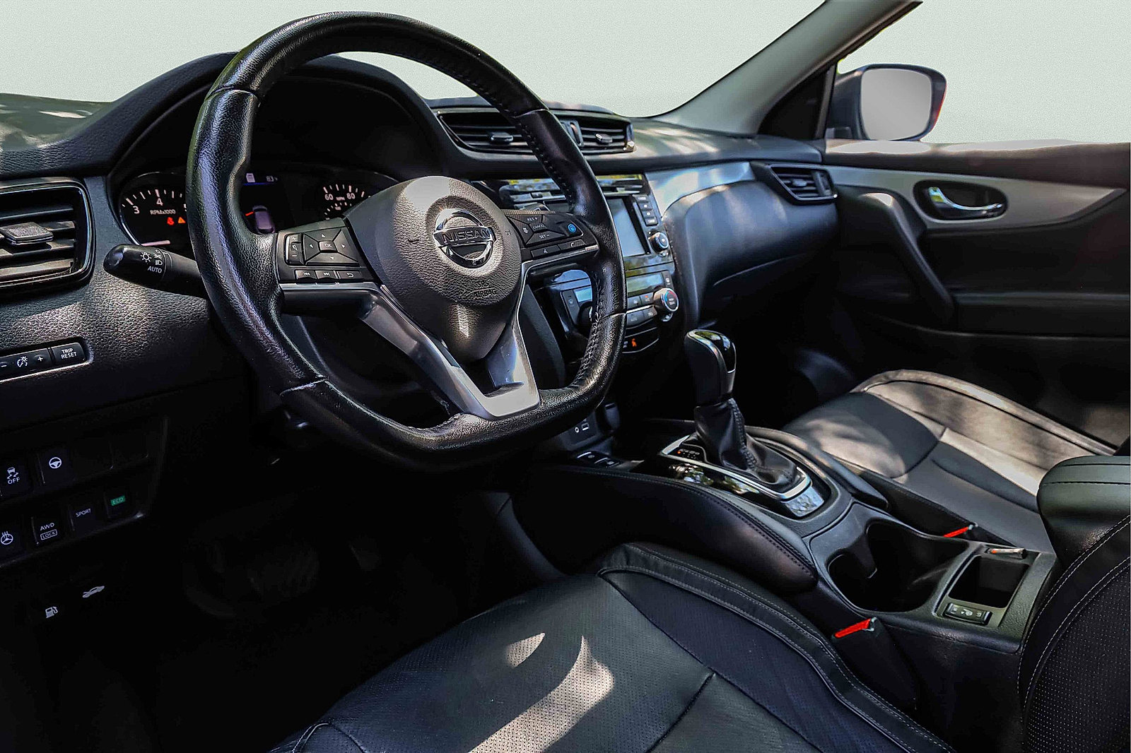 Used 2020 Nissan Rogue Sport SL AWD/4WD image 7