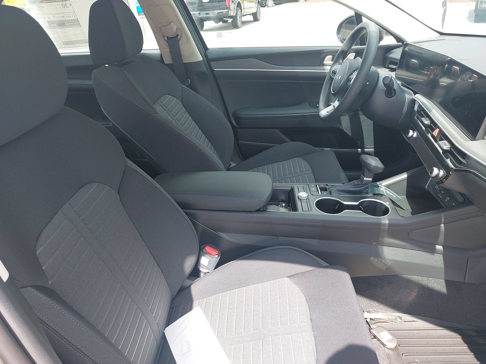New 2026 Kia K5 LXS FWD image 10