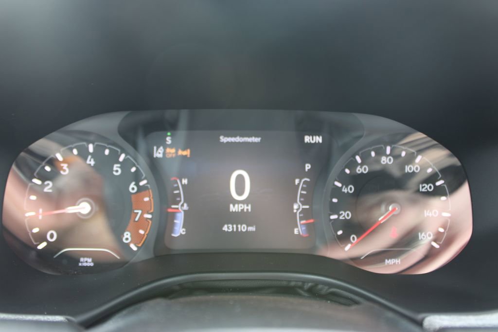 Used 2024 Jeep Compass Latitude AWD/4WD image 31