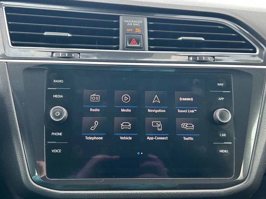 Used 2019 Volkswagen Tiguan SEL Premium R-Line w/ 3rd Row Seat Package image 13