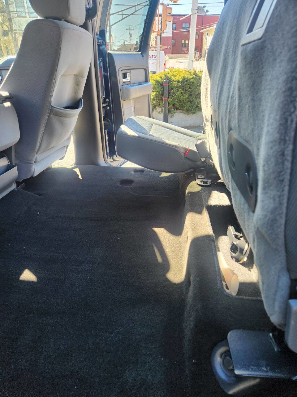 Used 2013 Ford F150 XLT w/ Luxury Equipment Group AWD/4WD image 10