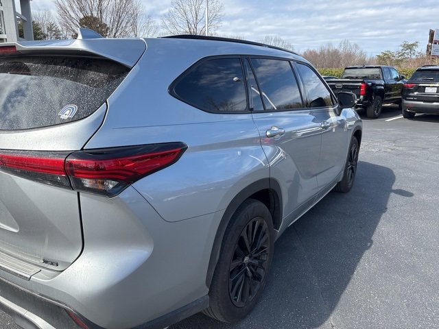 Used 2023 Toyota Highlander XSE image 6