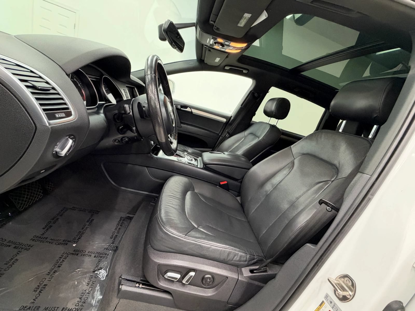 Used 2015 Audi Q7 3.0T S line Prestige w/ 21" S Line Plus Package AWD/4WD image 18