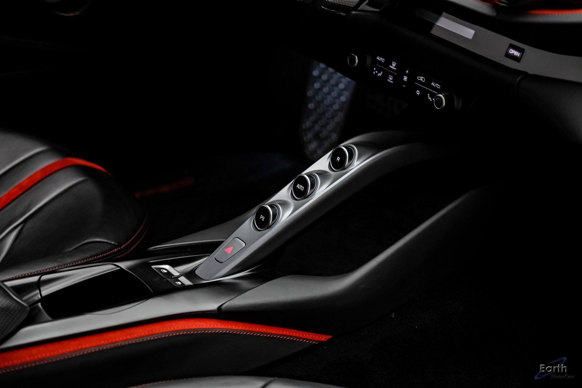 Used 2018 Ferrari 812 Superfast image 62