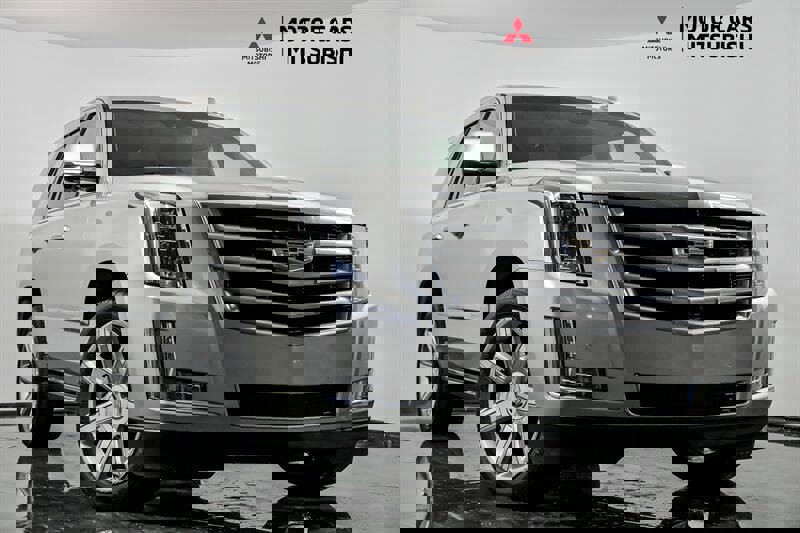 Used 2015 Cadillac Escalade Premium image 1