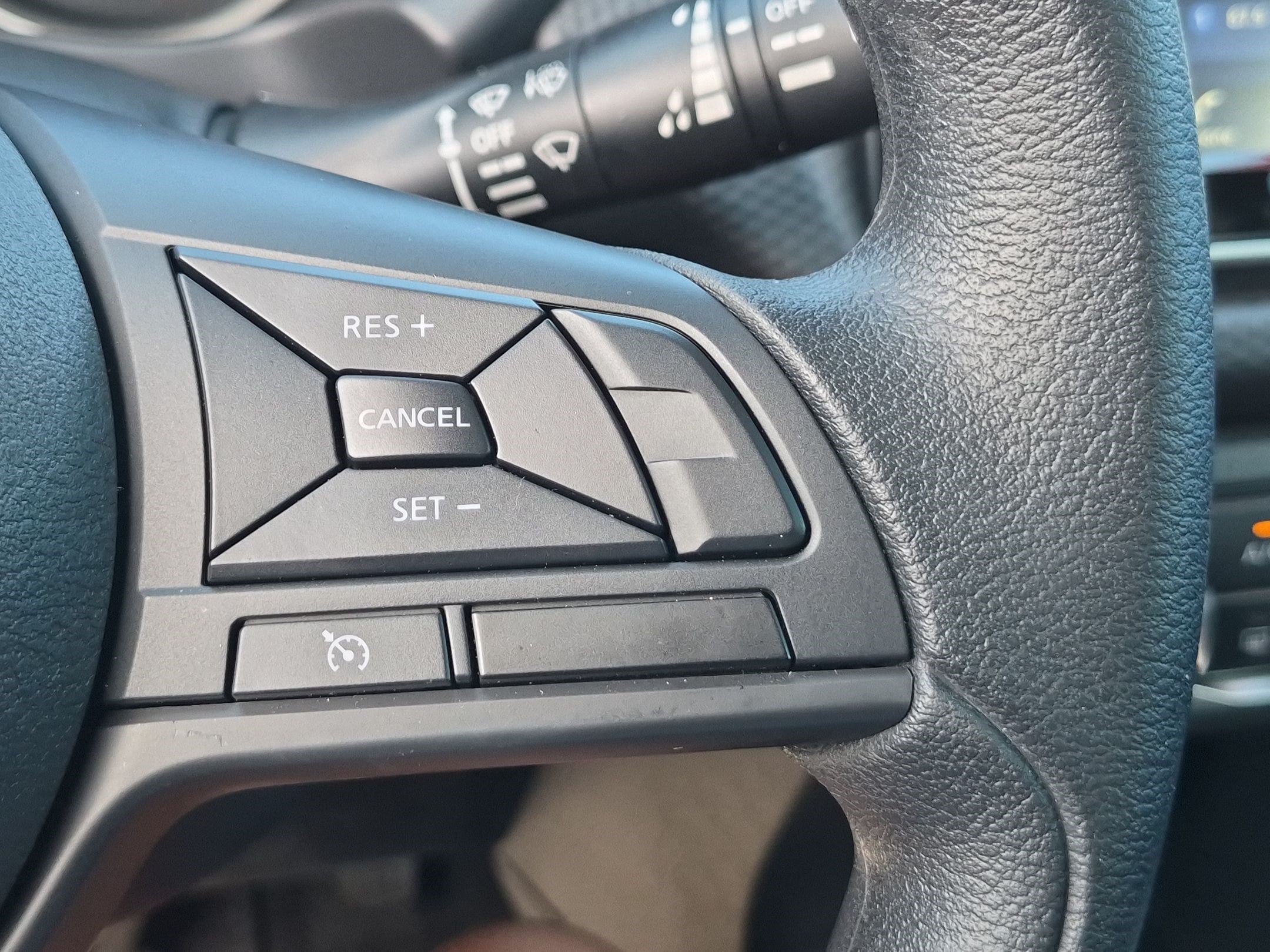 Used 2025 Nissan Kicks Play S FWD image 19